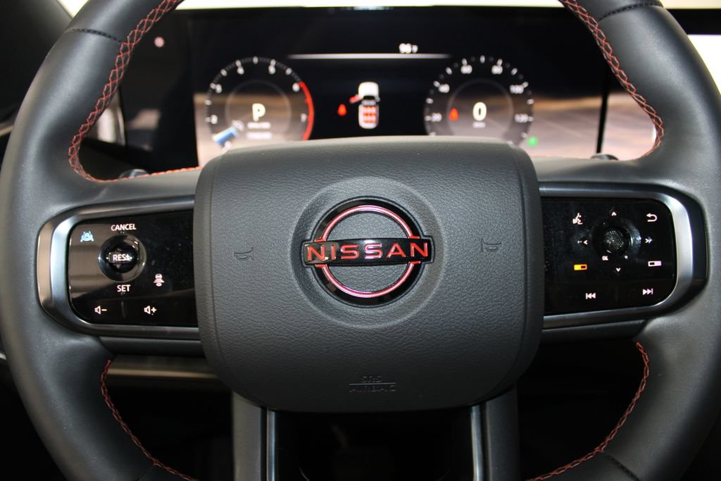 Used 2025 Nissan Armada PRO-4X AWD/4WD image 35