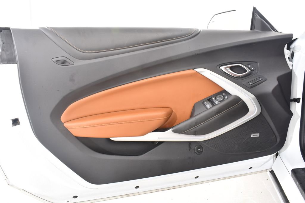 Used 2017 Chevrolet Camaro SS image 23