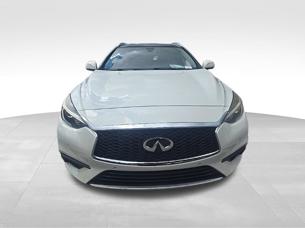 Used 2019 INFINITI QX30 w/ Navigation Package FWD image 8