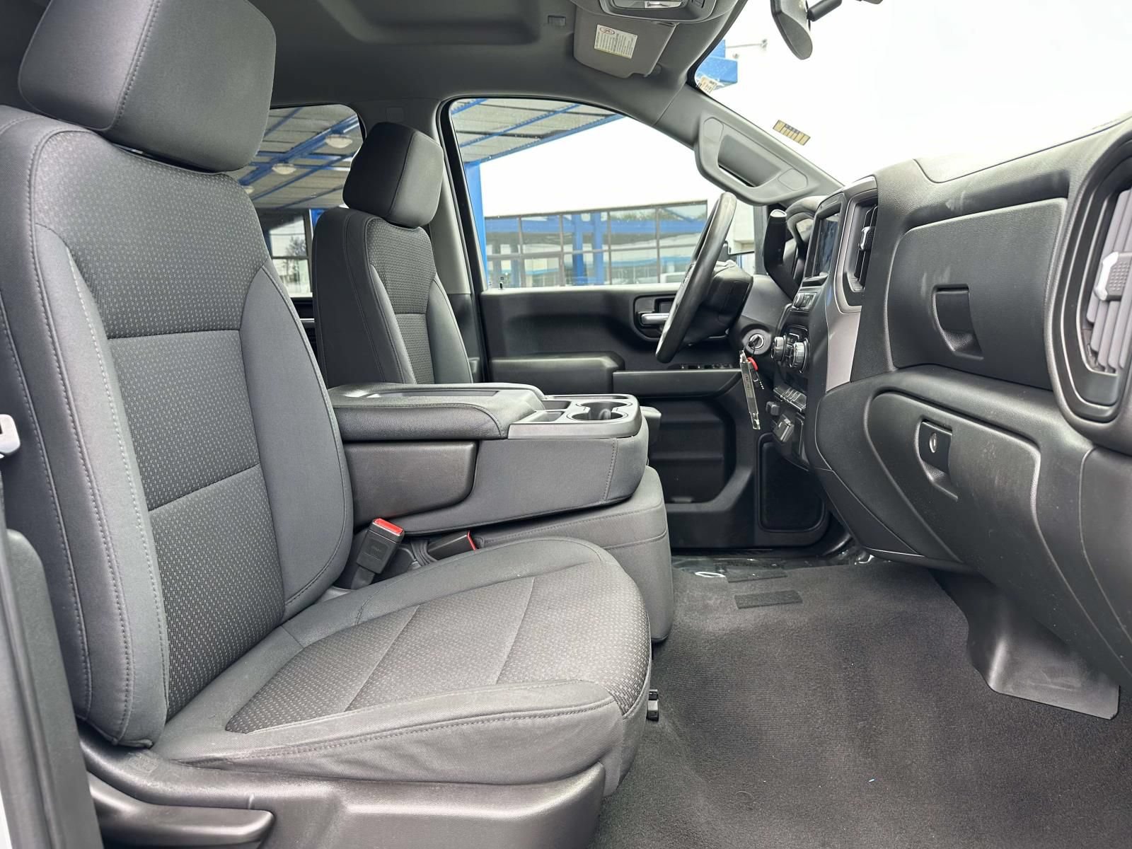 Used 2020 Chevrolet Silverado 2500 Custom w/ Custom Value Package AWD/4WD image 28