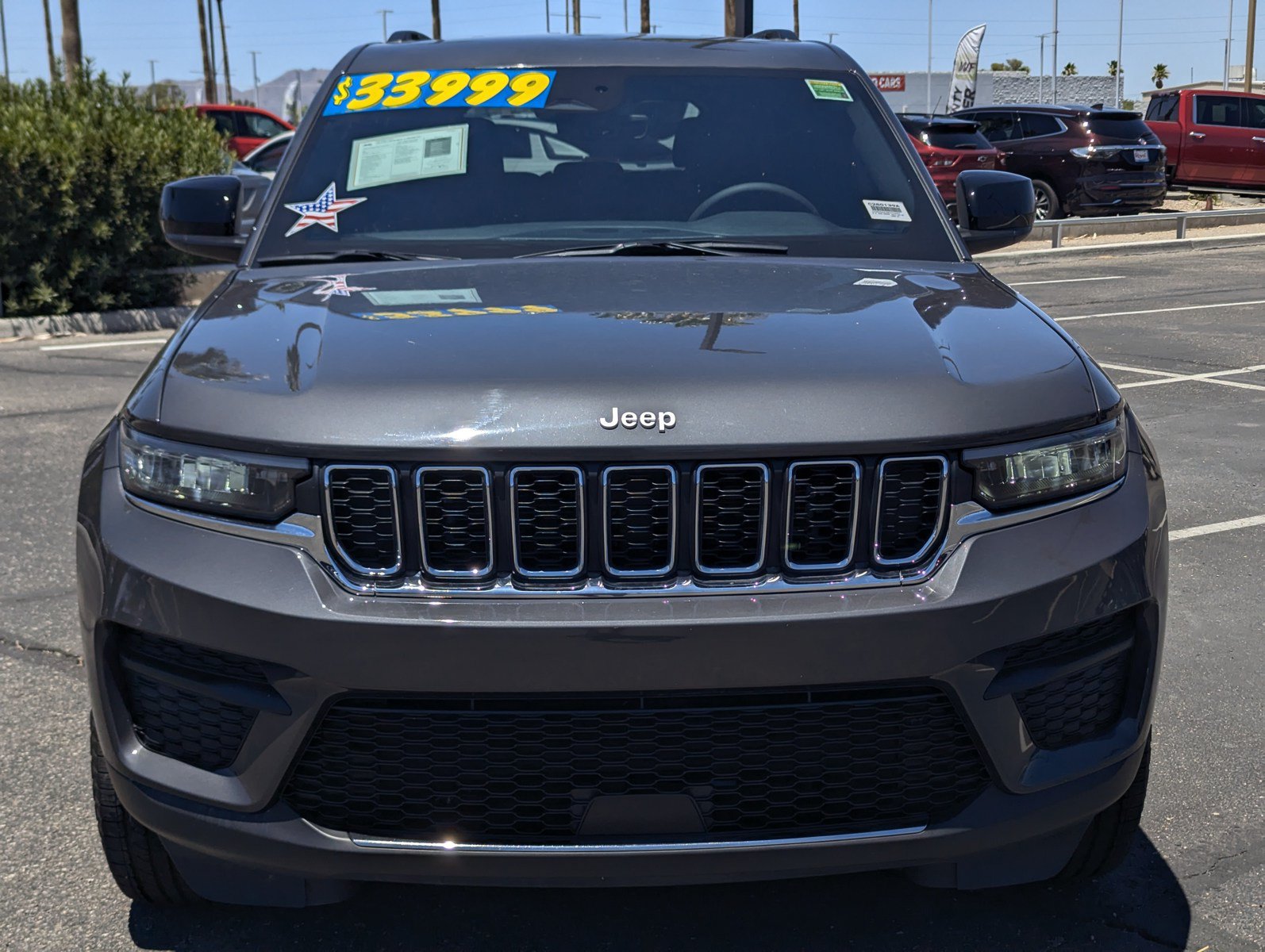 Certified 2025 Jeep Grand Cherokee Laredo w/ MOPAR Finishing Package RWD image 6