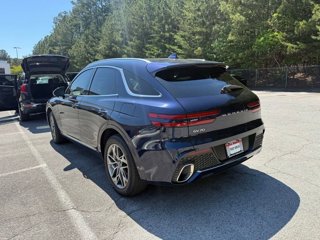 Used 2022 Genesis GV70 2.5T w/ Advanced Package AWD/4WD image 5