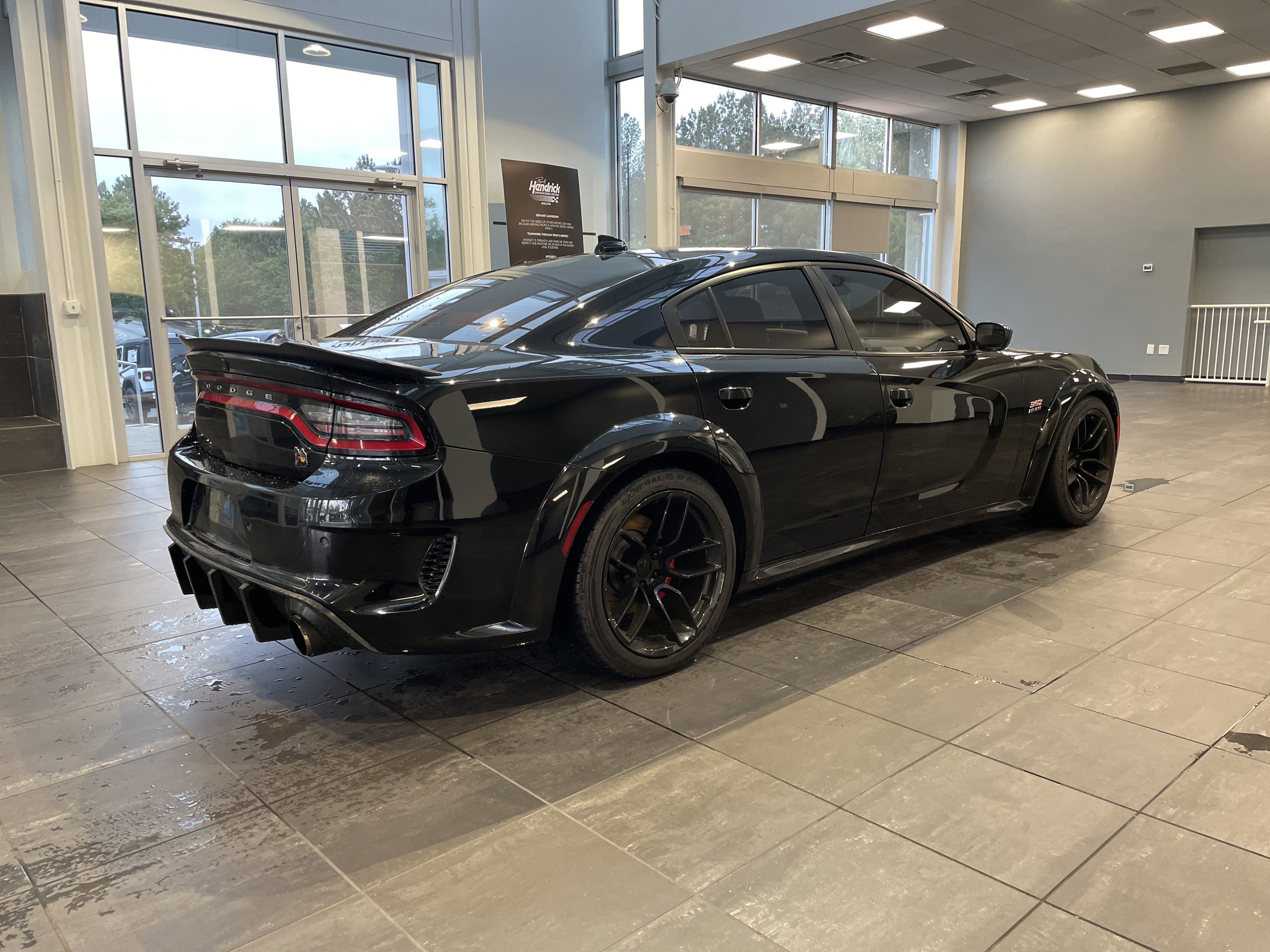 Used 2020 Dodge Charger Scat Pack RWD image 10