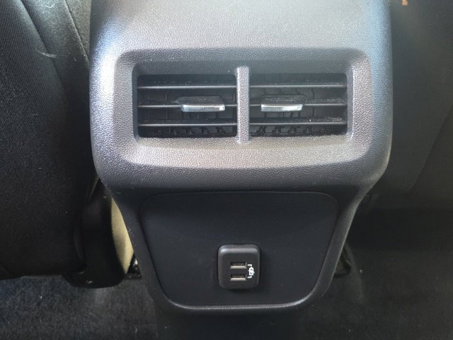 Used 2021 Chevrolet Equinox LS w/ LS Convenience Package FWD image 17