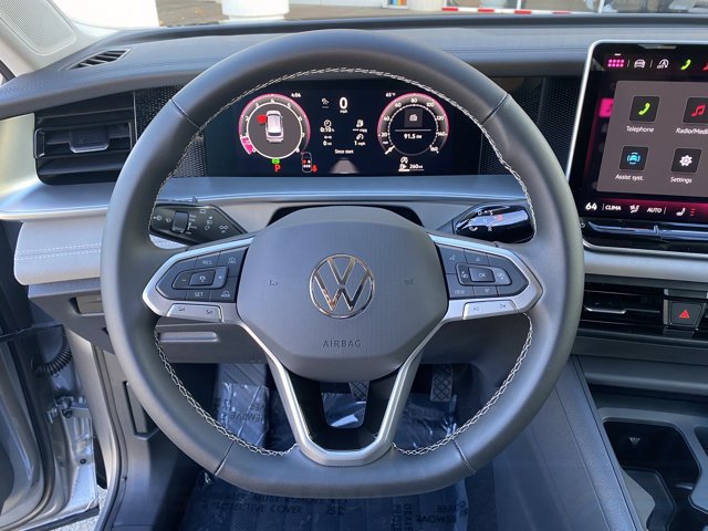 New 2026 Volkswagen Tiguan SE FWD image 23
