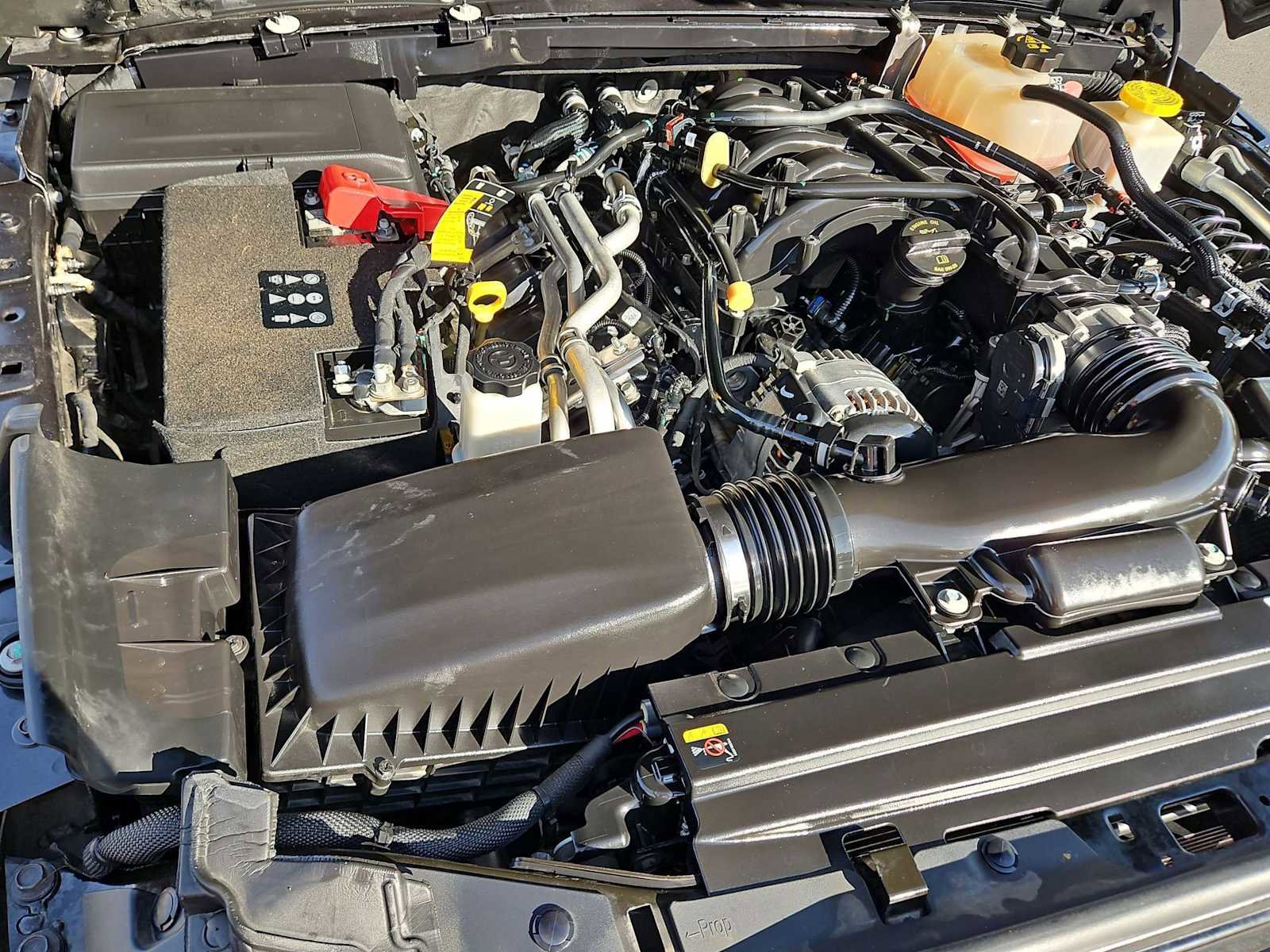 Used 2022 Jeep Gladiator Sport image 14