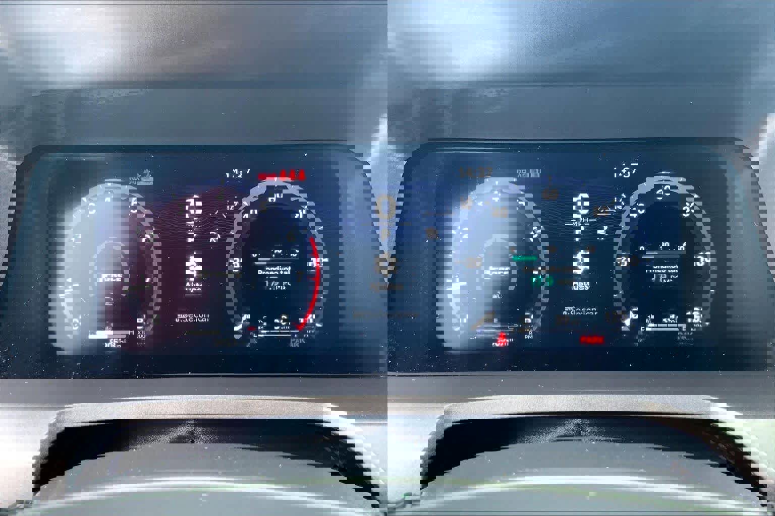 Used 2025 Toyota Tacoma TRD Sport image 25