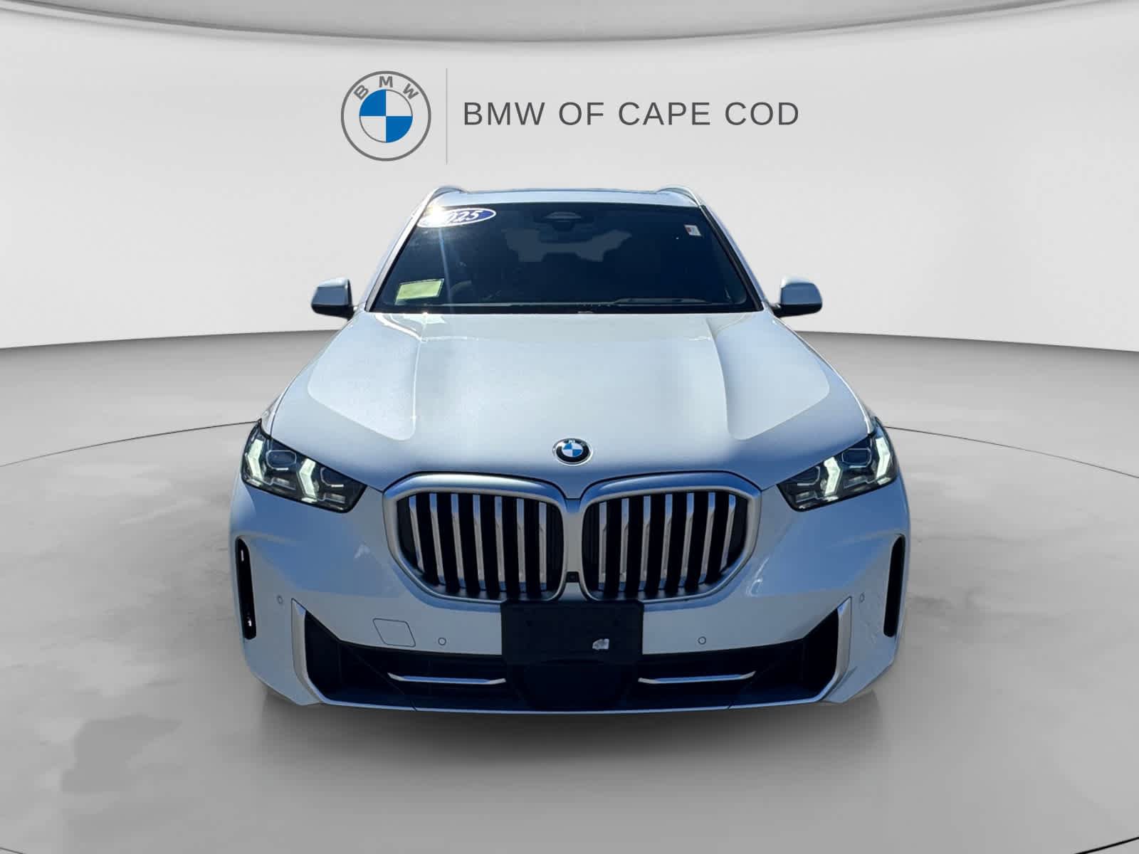 Used 2024 BMW X5 xDrive40i AWD/4WD image 2