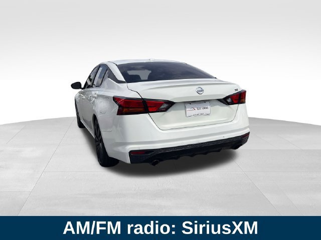 Used 2020 Nissan Altima 2.5 SR FWD image 3