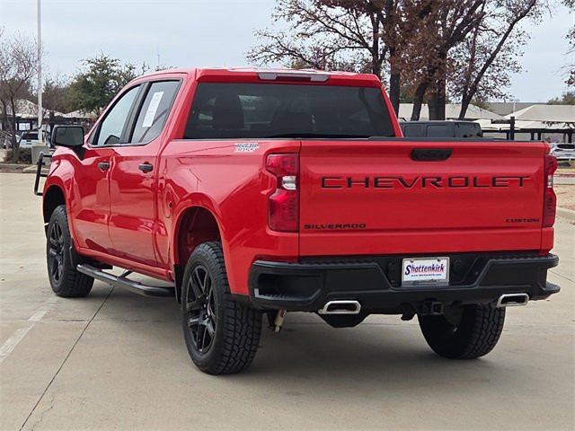 Used 2025 Chevrolet Silverado 1500 Custom Trail Boss w/ LPO, Dark Essentials Package image 6