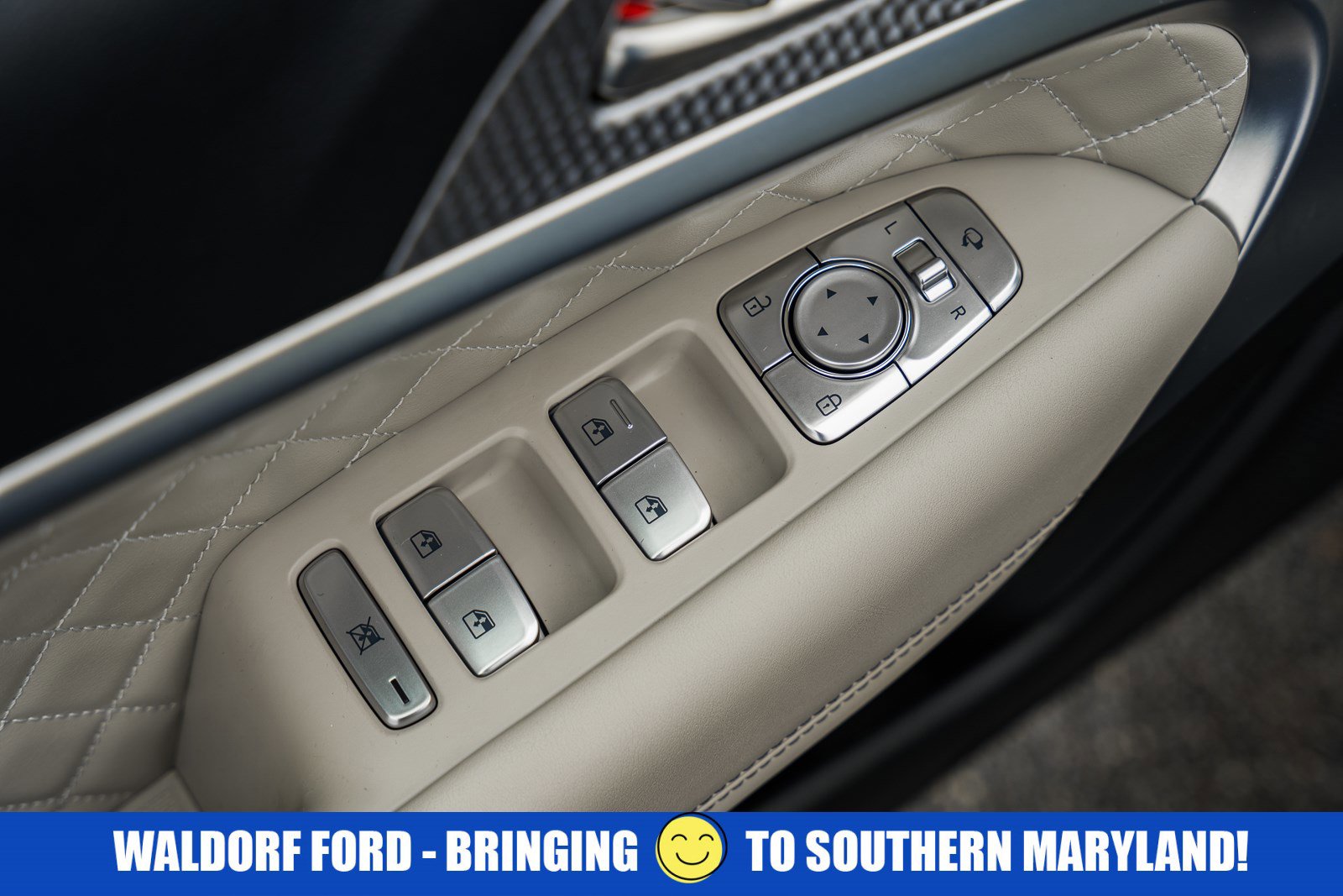 Used 2023 Genesis G70 3.3T w/ Sport Prestige Package image 42