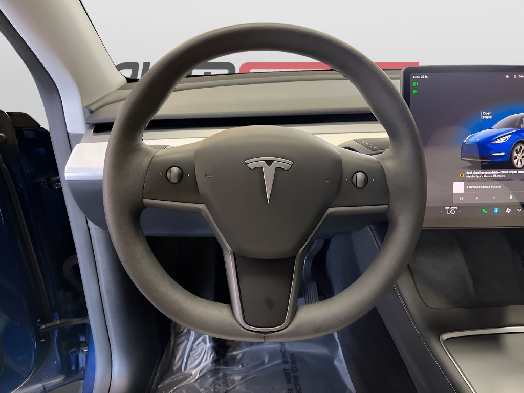 Used 2024 Tesla Model Y Long Range AWD/4WD image 10