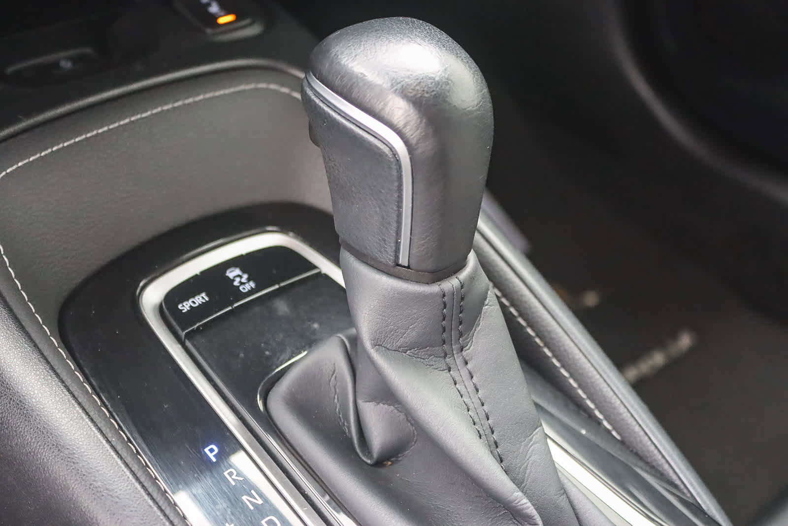 Used 2021 Toyota Corolla XSE image 18