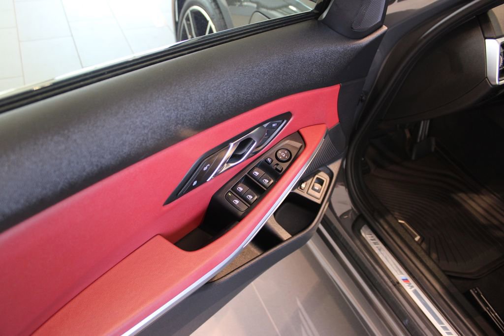 Used 2024 BMW 330e xDrive w/ M Sport Package image 29