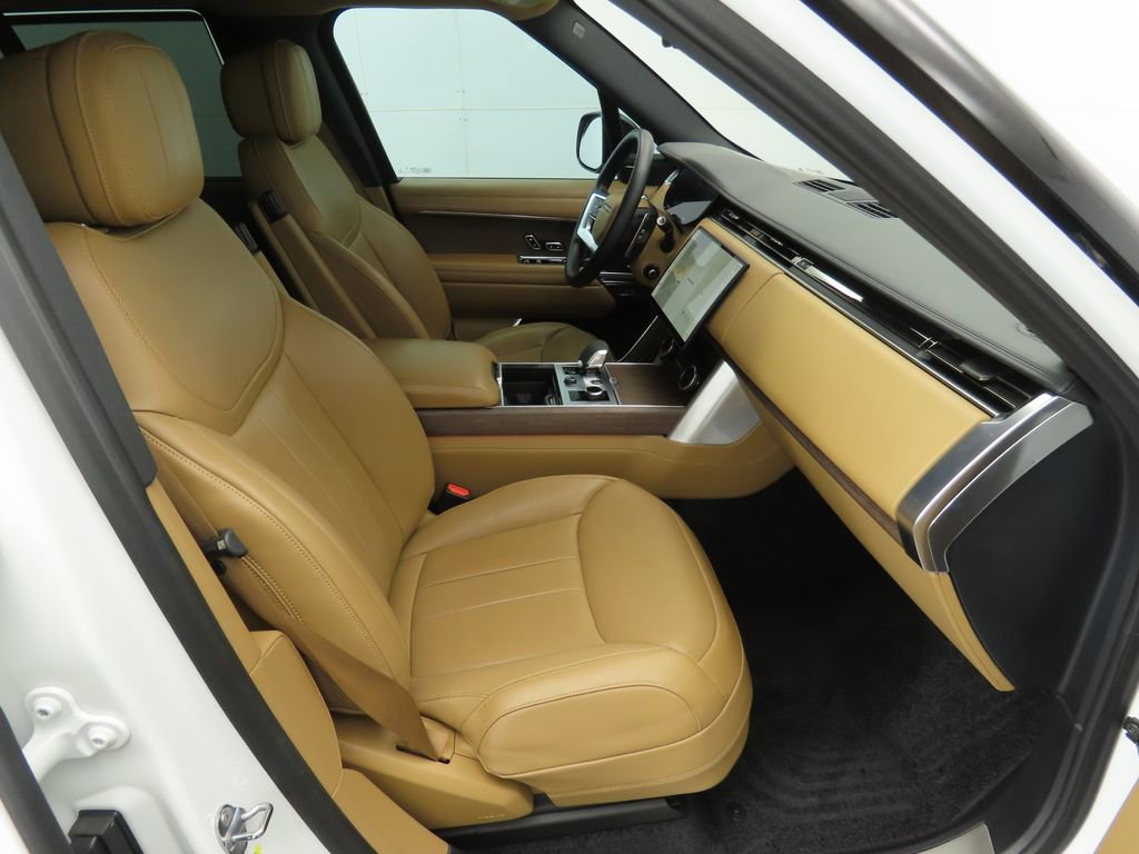 Certified 2023 Land Rover Range Rover SE image 20