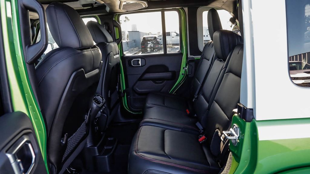 New 2026 Jeep Wrangler Unlimited Rubicon AWD/4WD image 23