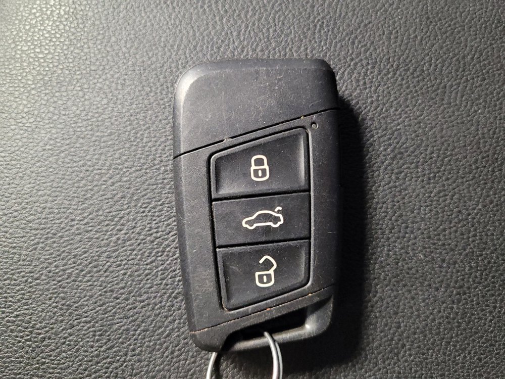 Used 2022 Volkswagen Taos S AWD/4WD image 32