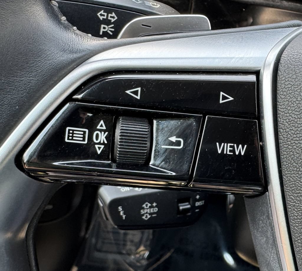 Used 2019 Audi e-tron Premium Plus AWD/4WD image 21