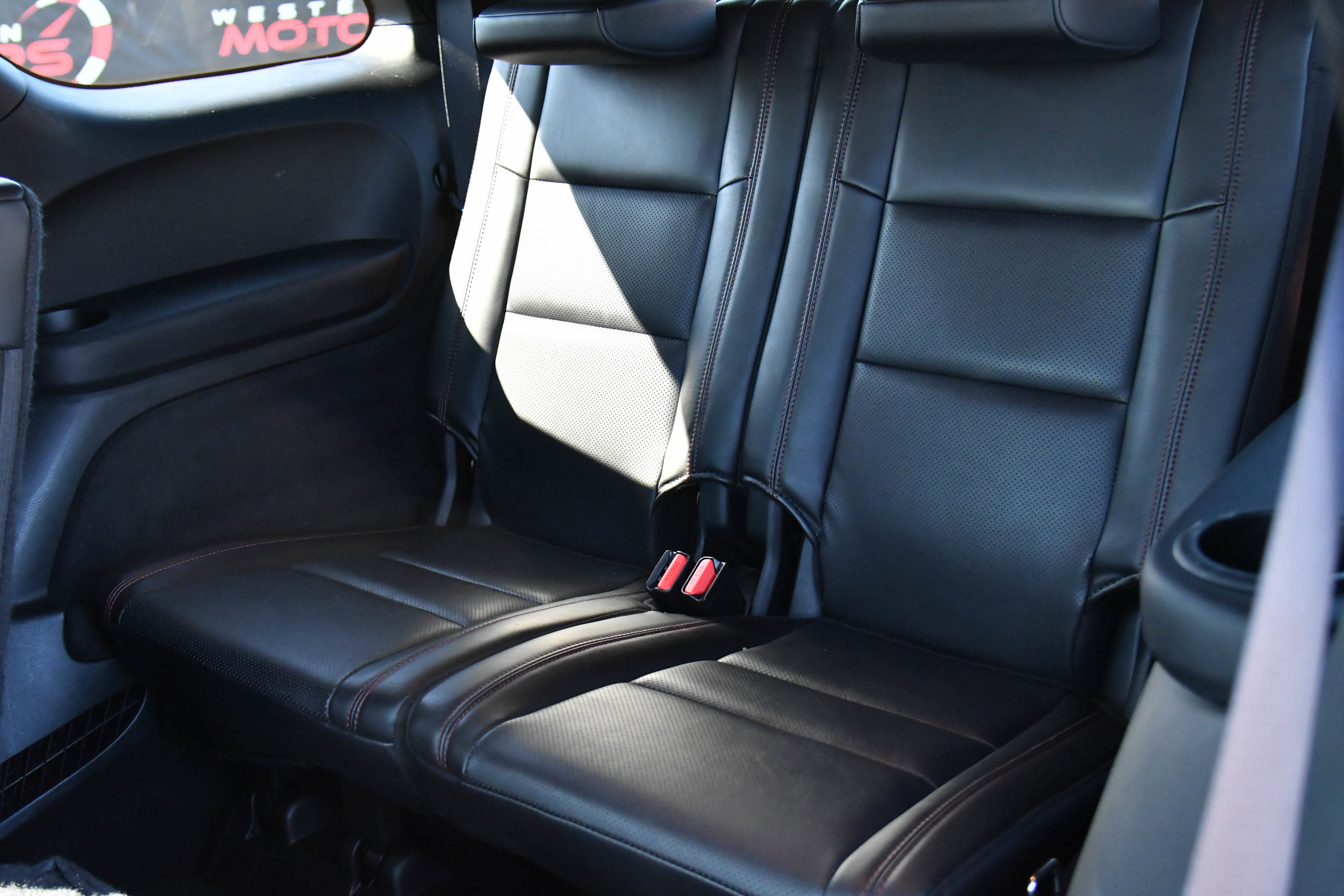 Used 2025 Dodge Durango GT image 40