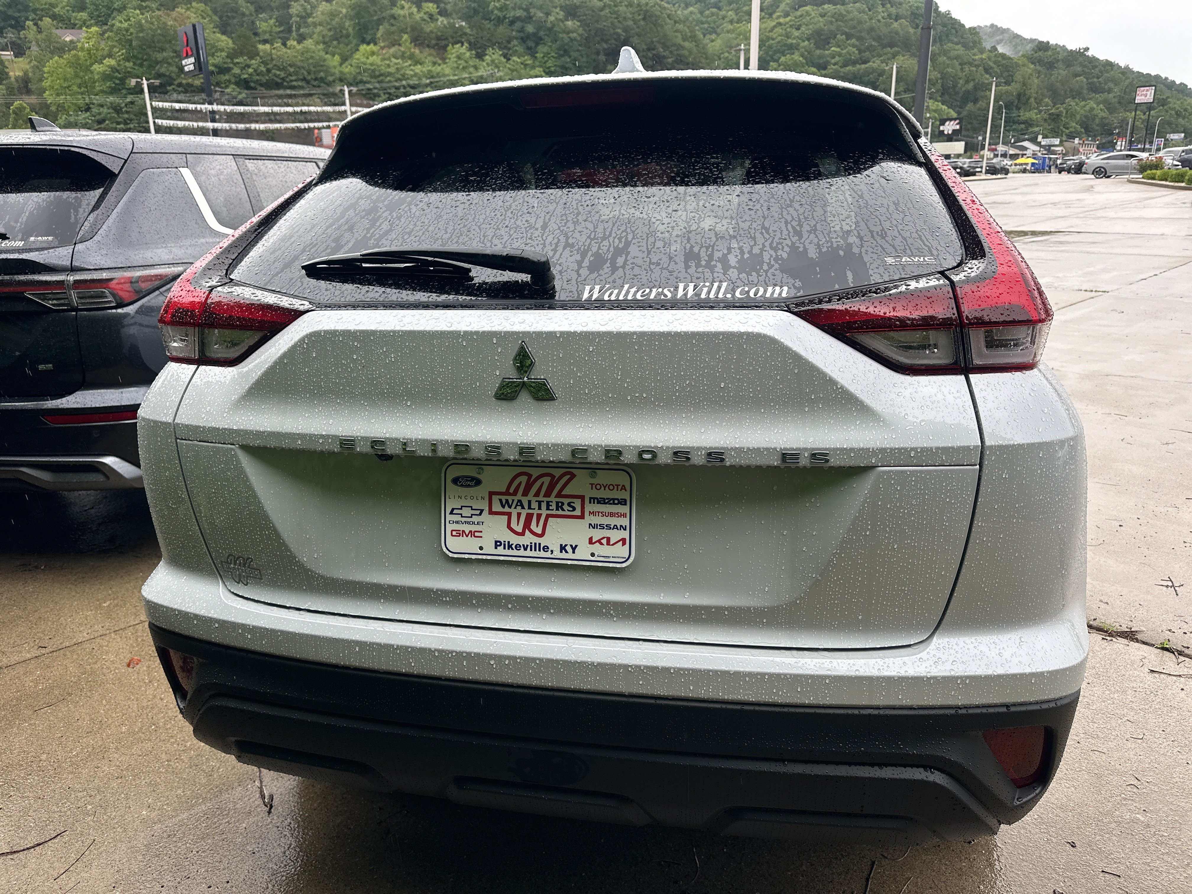New 2026 Mitsubishi Eclipse Cross ES AWD/4WD image 3