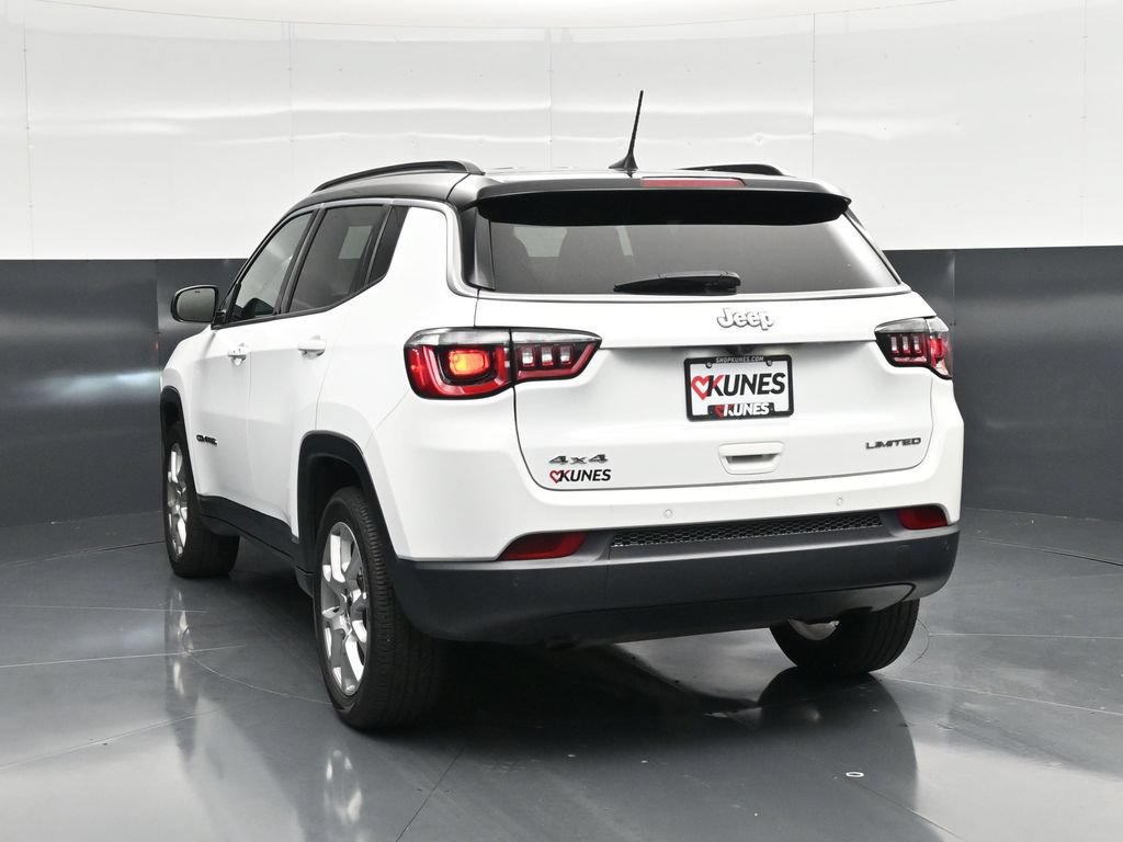 Used 2025 Jeep Compass Limited AWD/4WD image 10