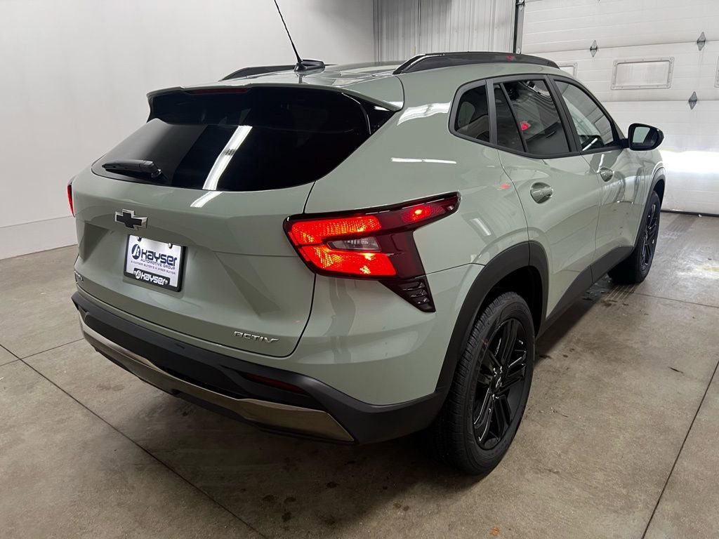 New 2026 Chevrolet Trax ACTIV image 3