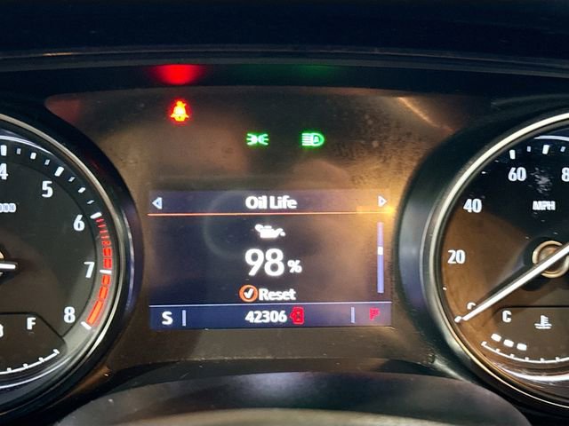 Used 2020 Buick Encore GX Preferred w/ Cold Weather Comfort Package image 13