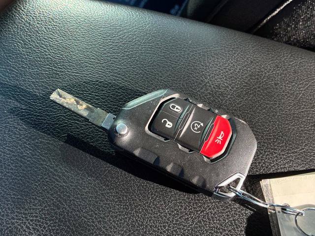 Used 2023 Jeep Gladiator Sport AWD/4WD image 28