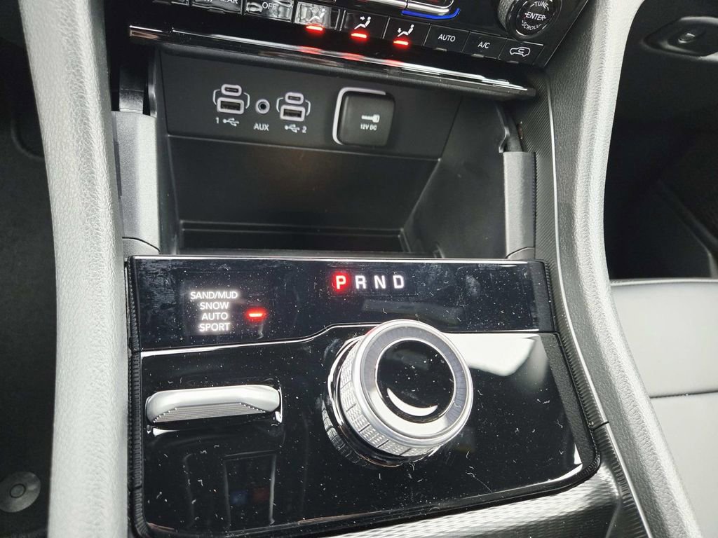 New 2025 Jeep Grand Cherokee L Limited AWD/4WD image 28