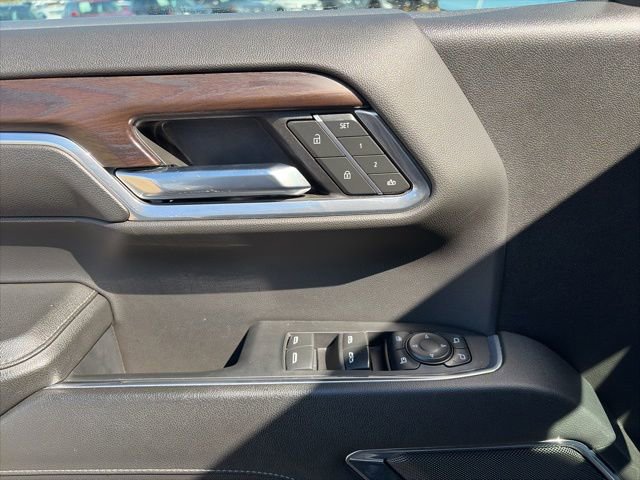 Used 2024 GMC Sierra 1500 SLT image 11