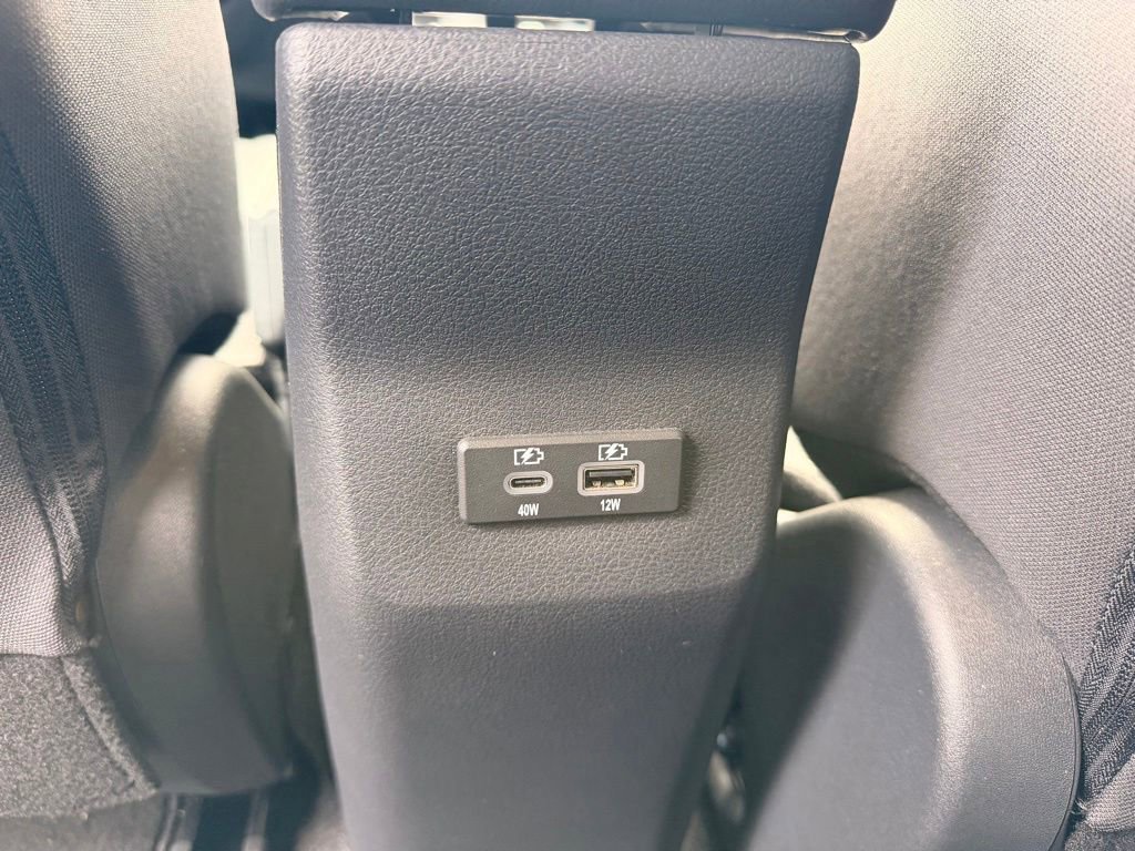 Used 2025 Nissan Kicks SV w/ Charging Package AWD/4WD image 26