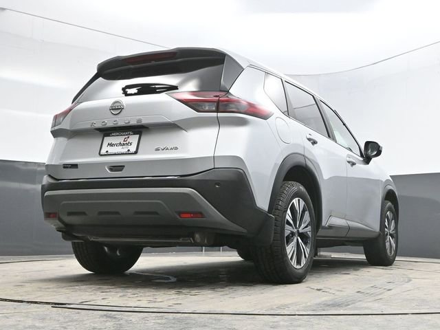 Used 2023 Nissan Rogue SV image 36