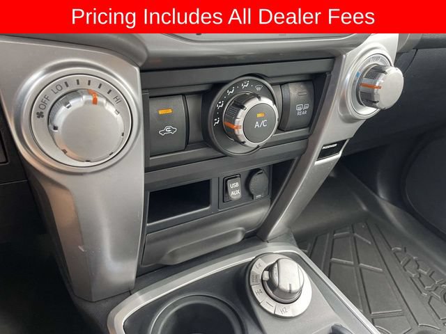 Used 2019 Toyota 4Runner SR5 Premium AWD/4WD image 36