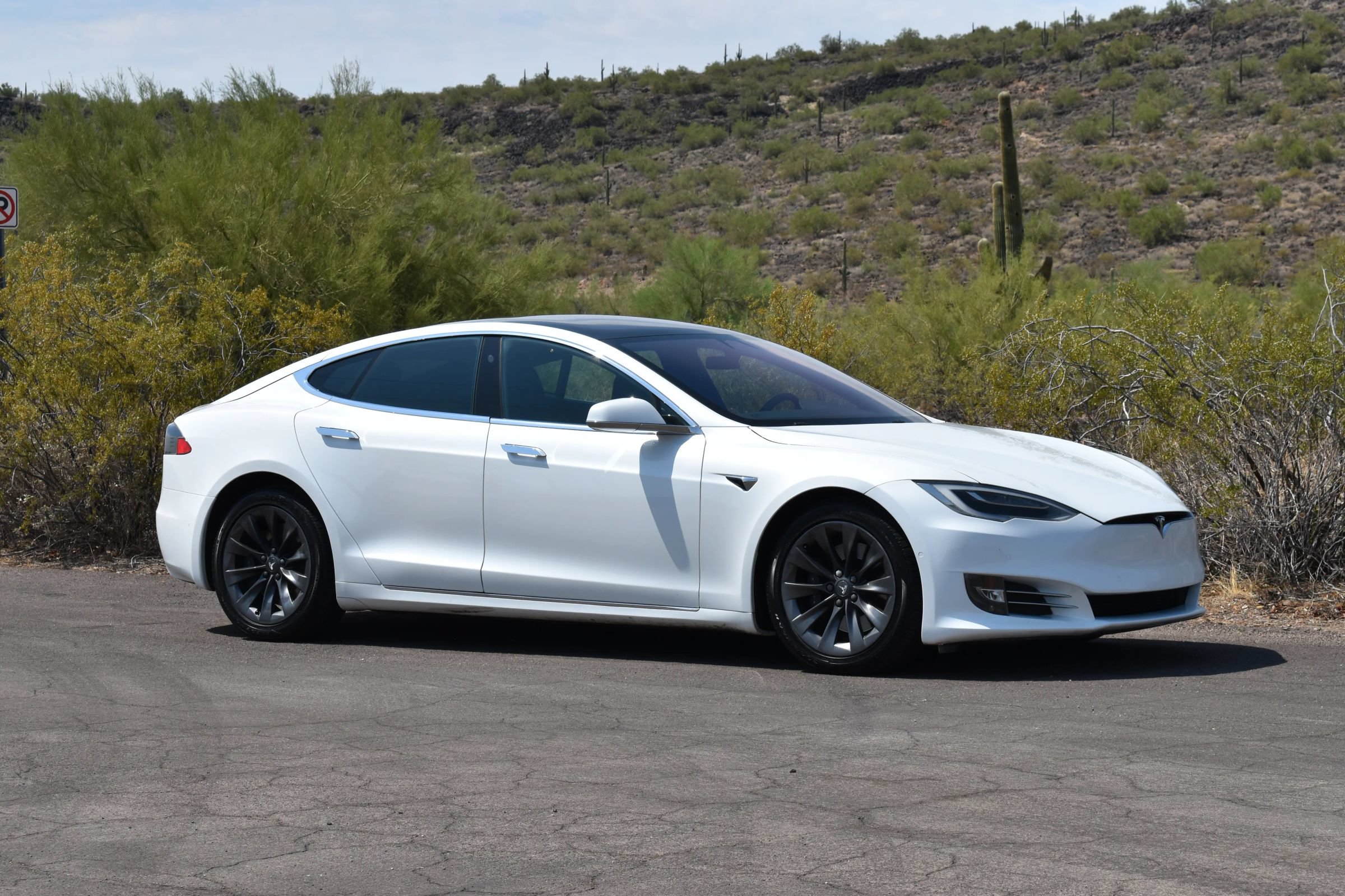 Used 2020 Tesla Model S Performance AWD/4WD image 3