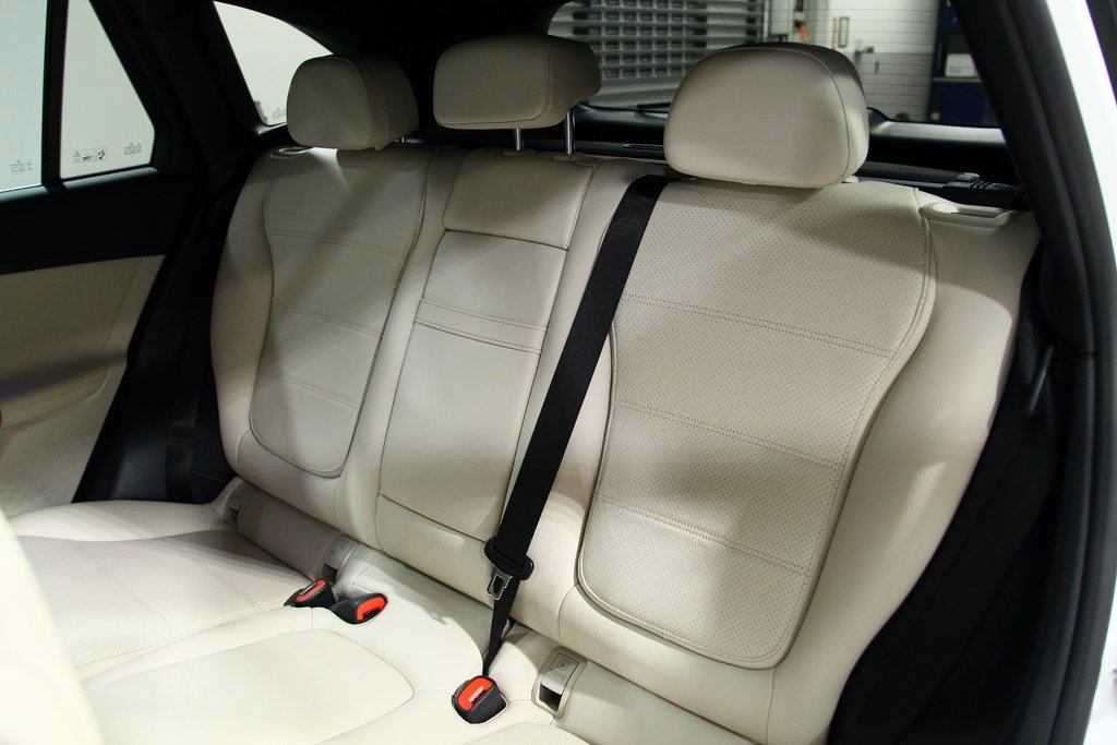 Certified 2025 Mercedes-Benz GLC 300 4MATIC image 28