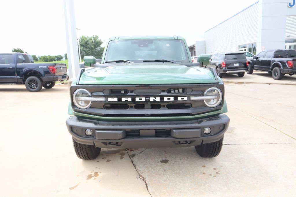 New 2025 Ford Bronco Outer Banks image 11