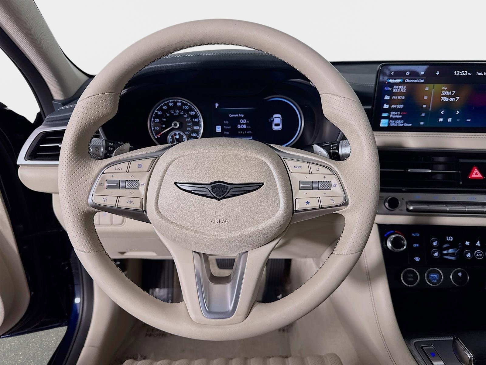 Used 2026 Genesis G70 2.5T Prestige image 12