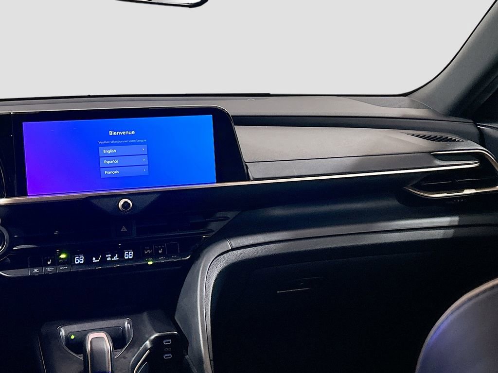 Used 2023 Toyota Crown XLE image 20