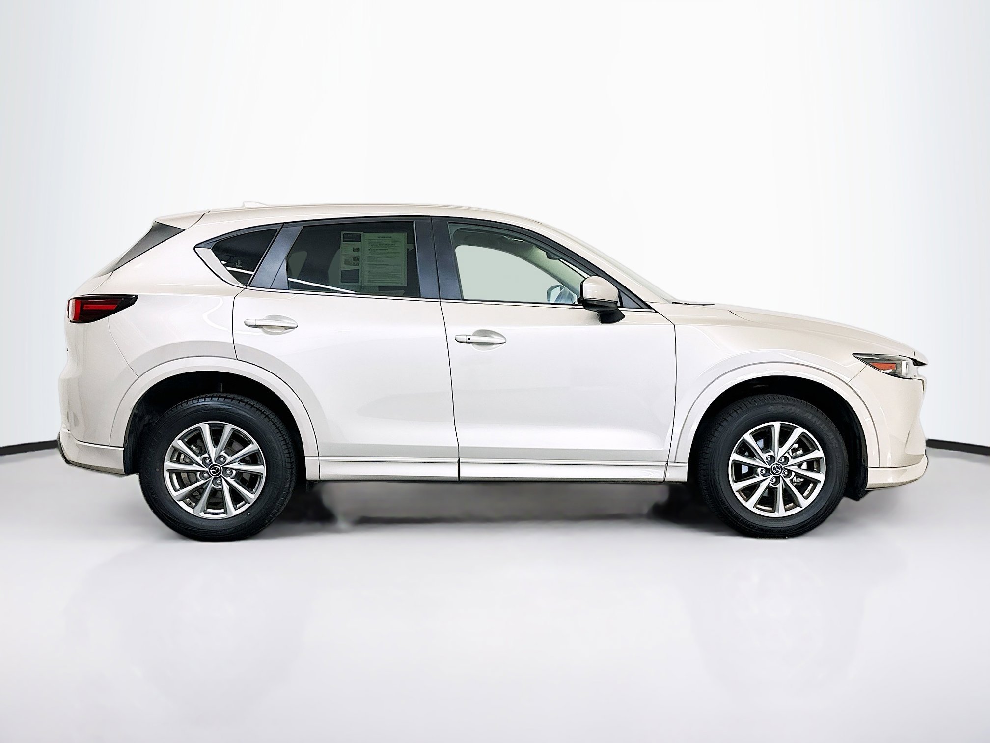 Used 2025 MAZDA CX-5 AWD 2.5 S w/ Preferred Package image 10