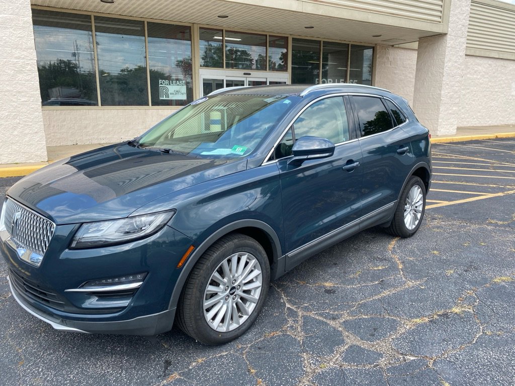 Used 2019 Lincoln MKC Premiere image 1