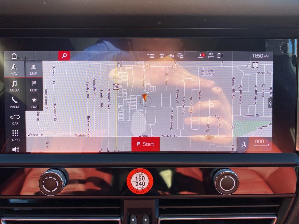 Used 2025 Porsche Macan S image 9