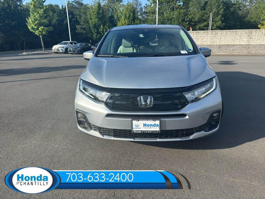 New 2026 Honda Odyssey Touring image 2