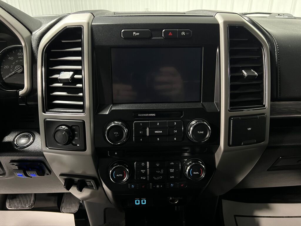Used 2018 Ford F150 Lariat image 7