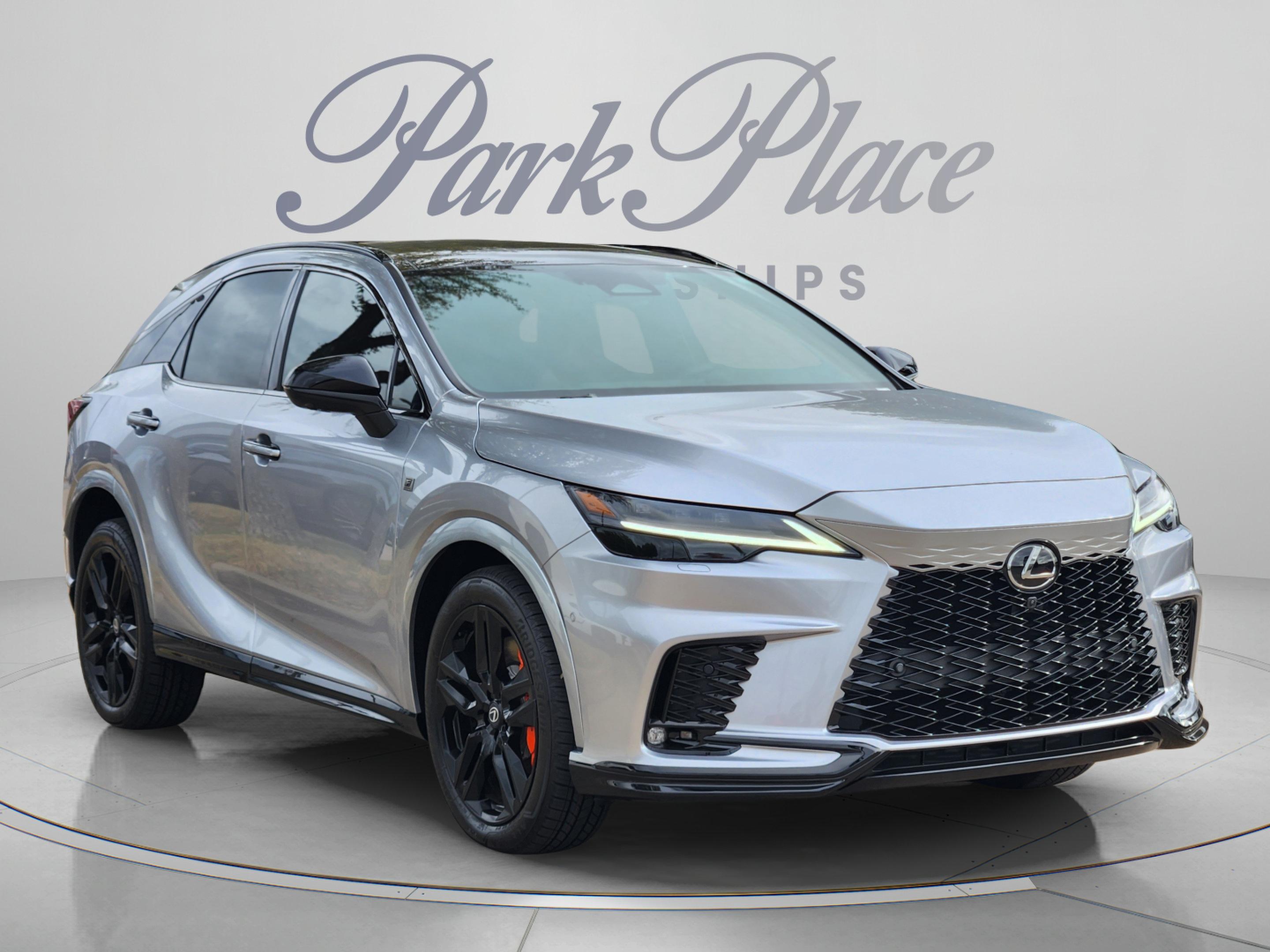New 2026 Lexus RX 500h F Sport w/ Appearance Package AWD/4WD image 4