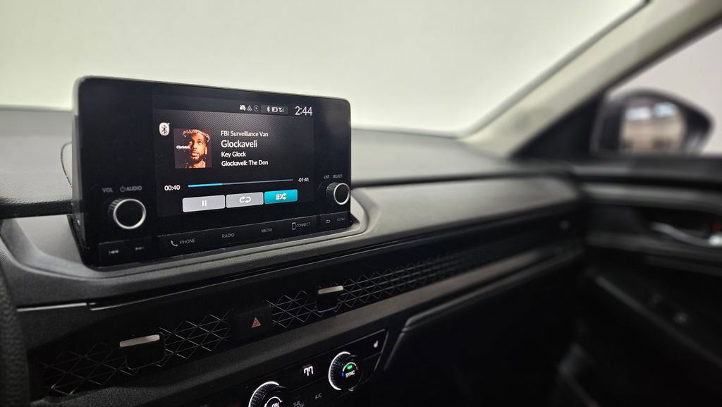 Used 2023 Honda Accord EX image 36