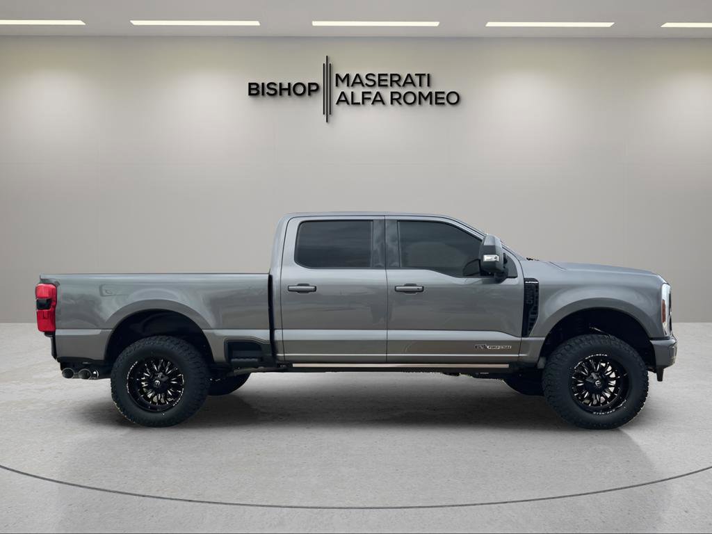 Used 2025 Ford F250 Platinum w/ FX4 Off-Road Package image 5