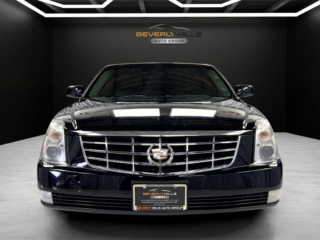 Used 2011 Cadillac DTS Platinum image 8