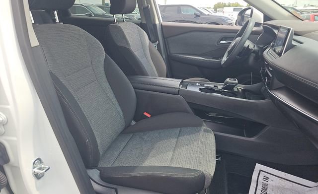 Used 2023 Nissan Rogue SV FWD image 20