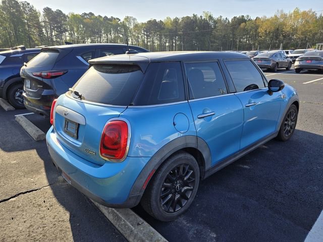 Used 2015 MINI Cooper 4-Door Hardtop image 6