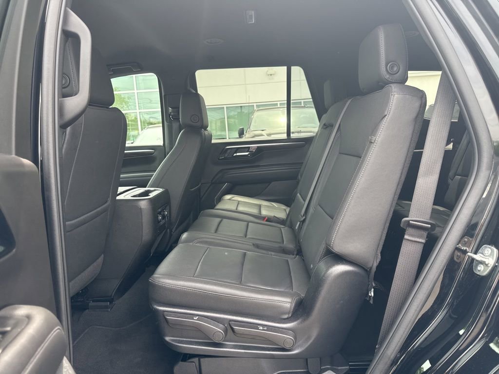 Used 2025 Chevrolet Tahoe LT AWD/4WD image 24